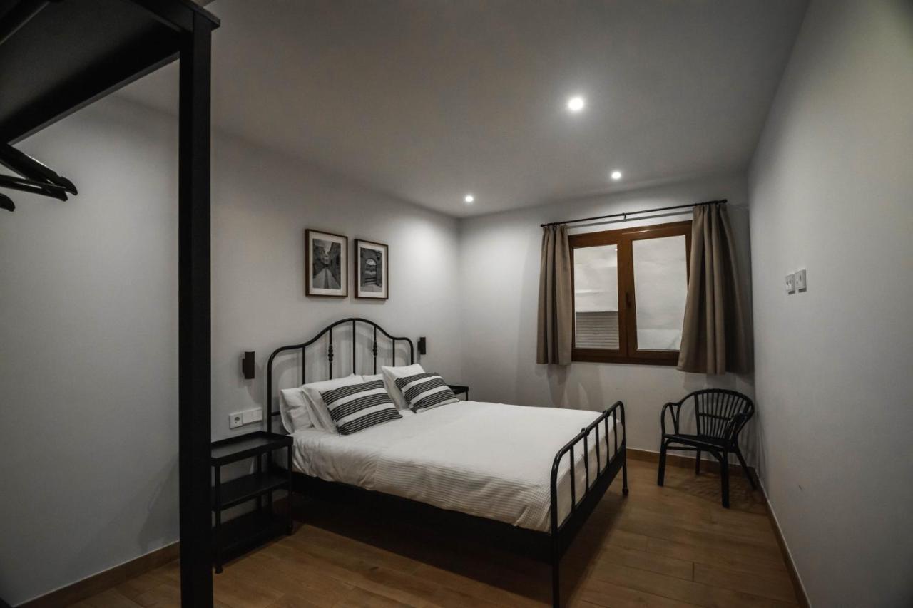 Cal Negret Rural Apartments Alos de Balaguer Ngoại thất bức ảnh