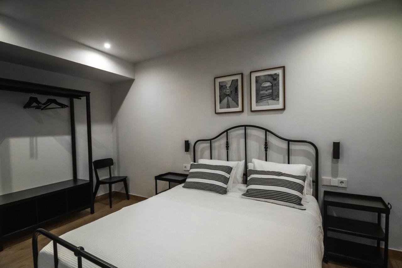 Cal Negret Rural Apartments Alos de Balaguer Ngoại thất bức ảnh